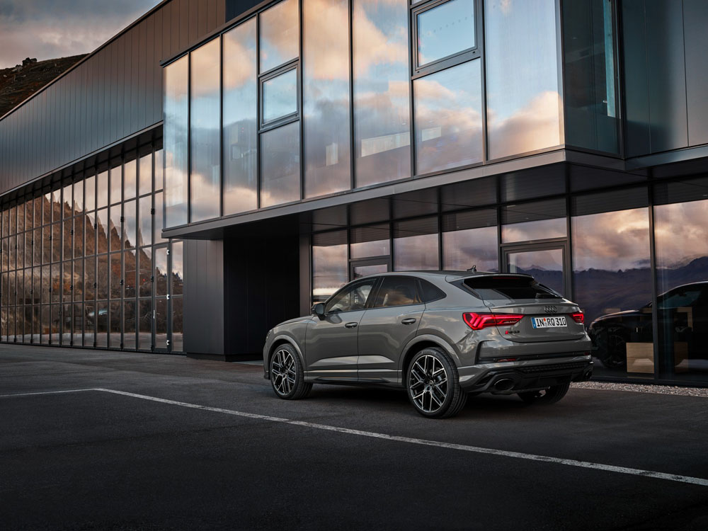 2022 Audi RS Q3 Edition 10 Years 35 Motor16