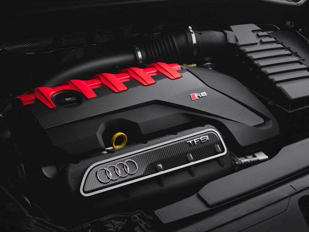 2023 Audi RS3. Imagen motor 2.5 TFSI.