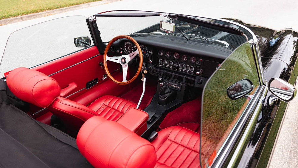 ECD Jaguar E-Type Tesla. Imagen interior.
