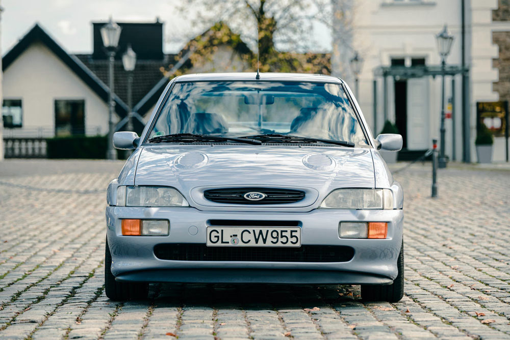 1997 Ford Escort RS Cosworth 1 1 Motor16
