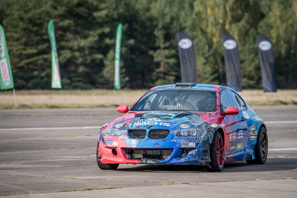 2022 BMW 3 Series Drifting record 16 Motor16