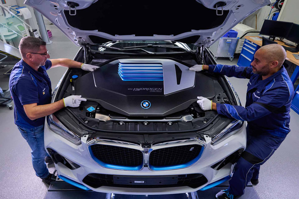 2022 BMW iX5 Hydrogen. Imagen fábrica.