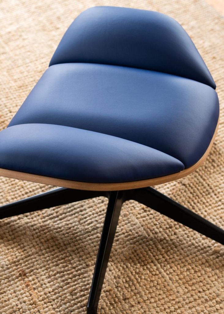 2022 Callum Design Lounge Chair 11 Motor16