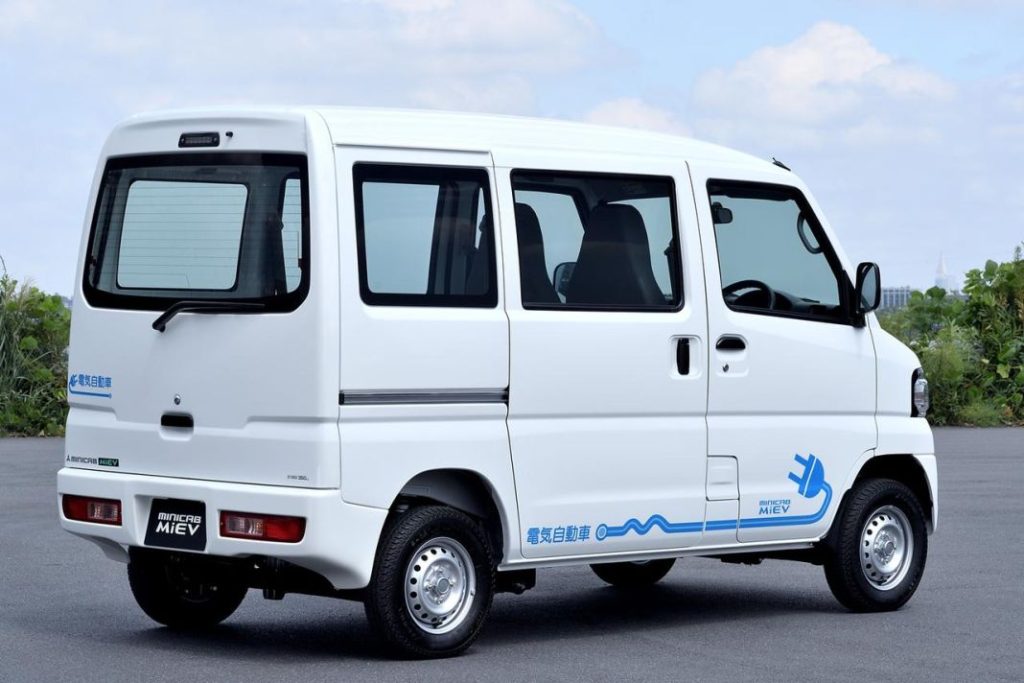 2023 Mitsubishi Minicab MiEV 5 Motor16