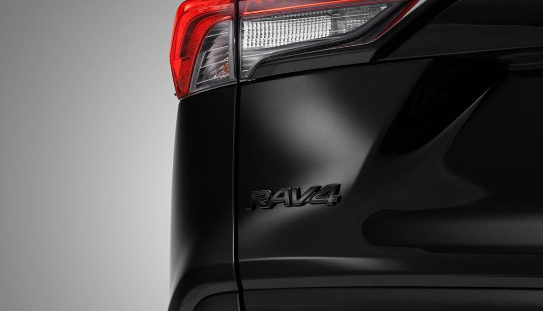 2023 Toyota RAV4 híbrido. Imagen portada.