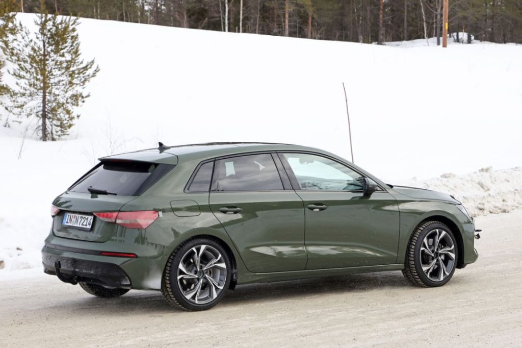 Audi A3 facelift no camo 8 Motor16
