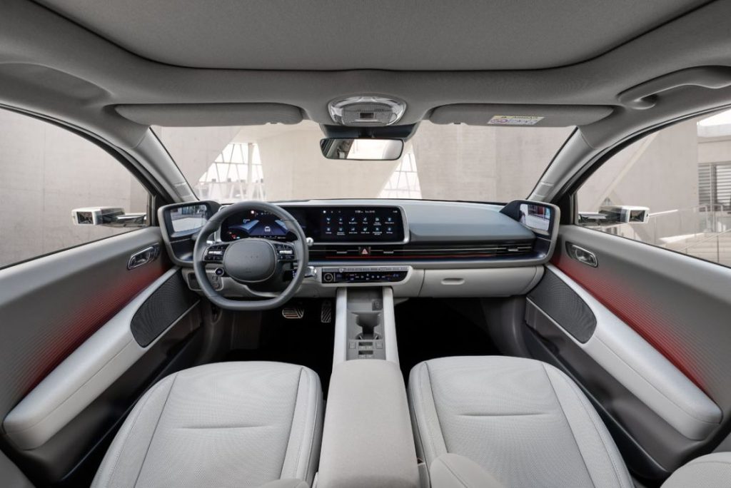 Hyundai IONIQ 6 interior 06 Motor16