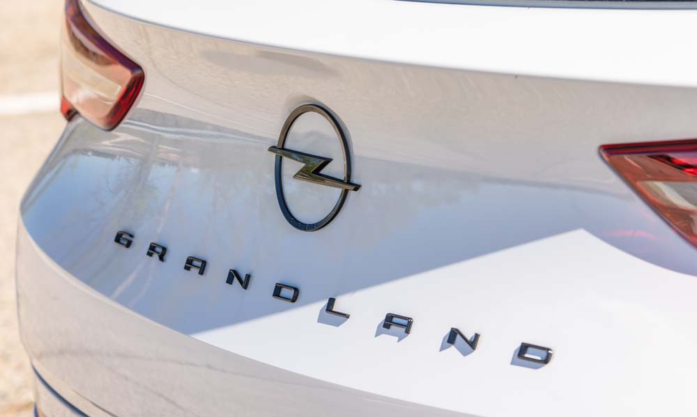 Opel Grandland GSe 6 Motor16
