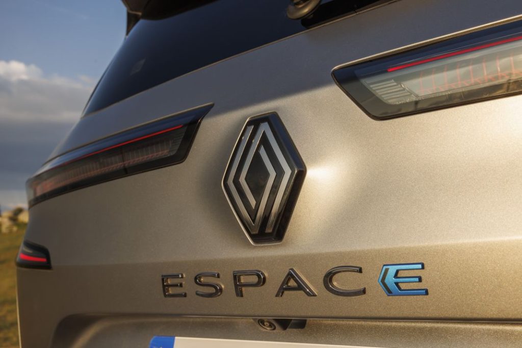 Renault Espace VI E Tech full hybrid 200 cv prueba 132 Motor16