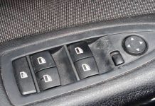 La función secreta de los botones del elevalunas de tu coche que no conocías