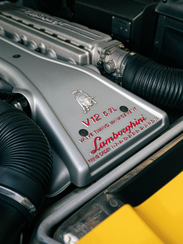 Lamborghini Diablo SV Roadster 38 Motor16