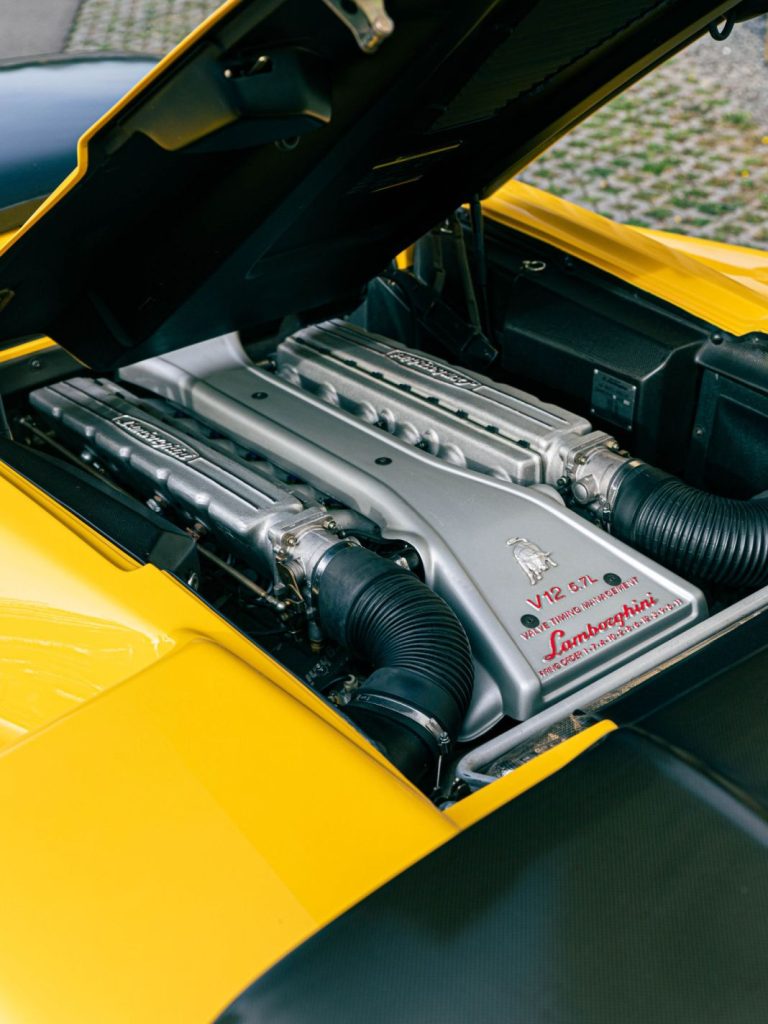 Lamborghini Diablo SV Roadster 53 Motor16