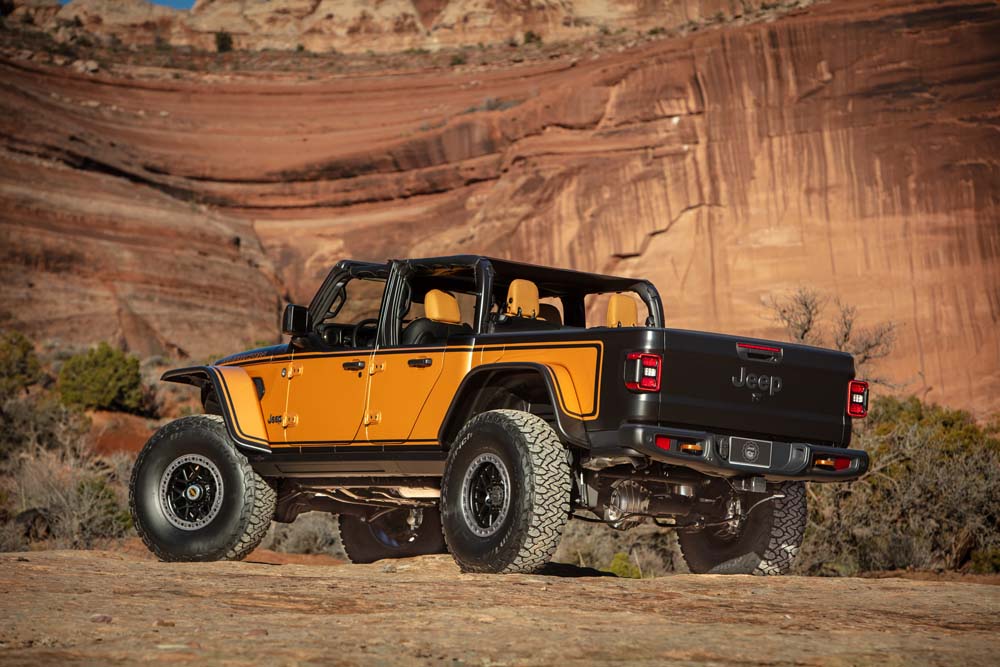Jeep® Gladiator Rubicon High Top Concept 8 1 Motor16